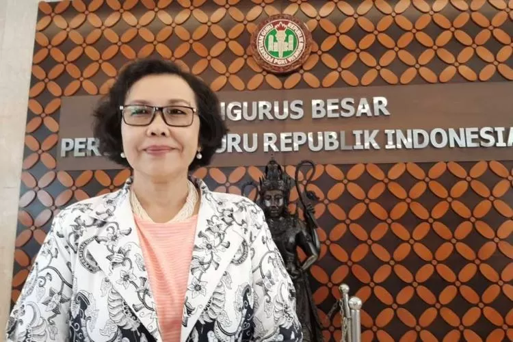 PGRI MENANG : MA CABUT BATASAN USIA PROGRAM GURU PENGGERAK