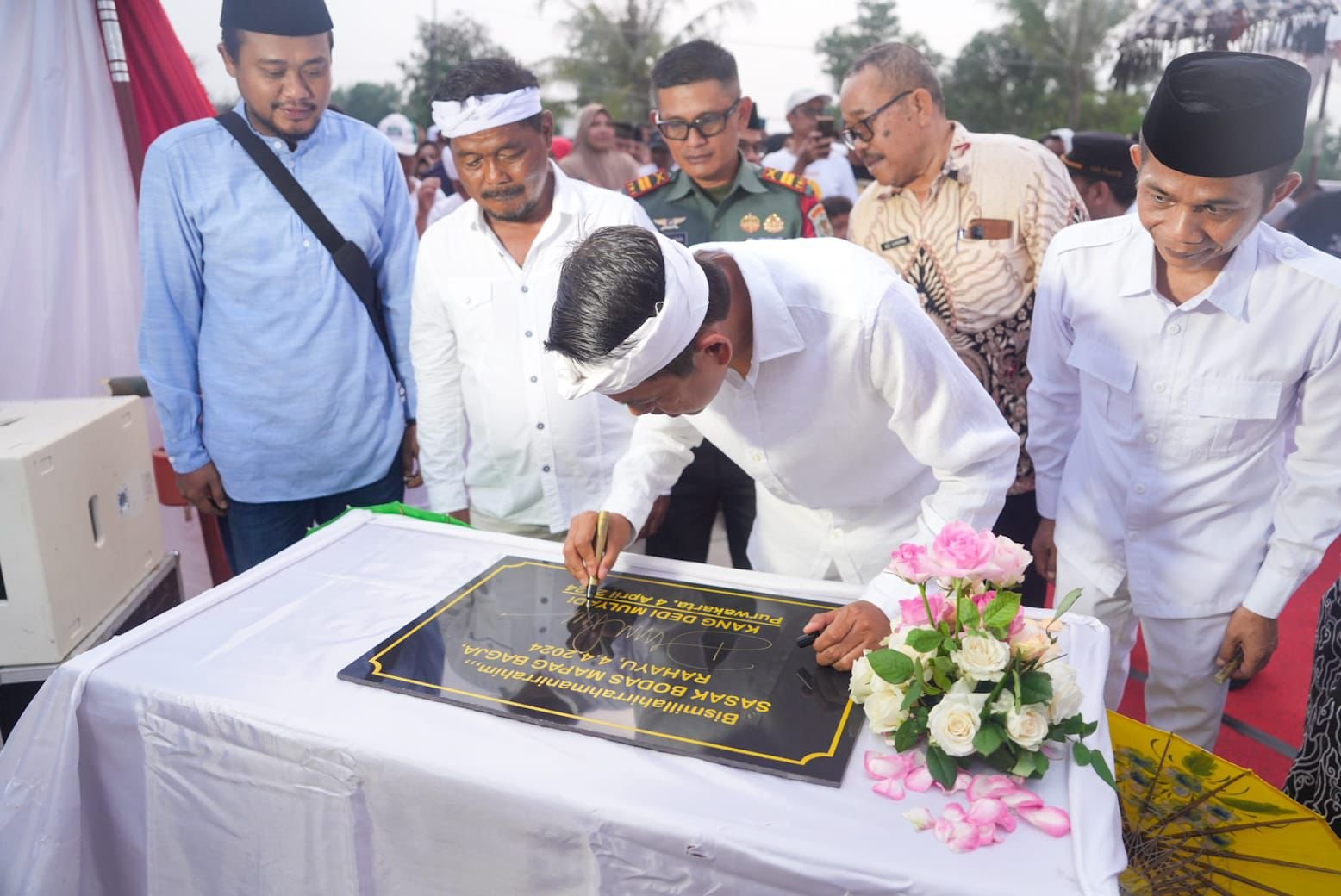 Dedi Mulyadi Bersama Om Zein Resmikan Jembatan Penghubung Purwakarta-Subang